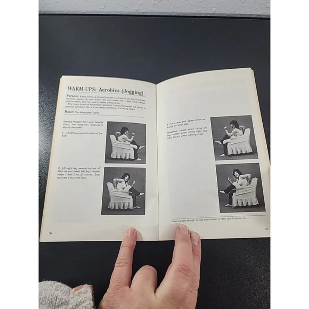 PLAIN‎ JANE WORKS OUT softcover book by LINDA SUNSHINE